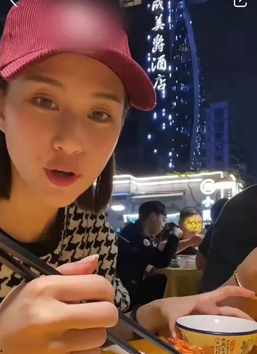 娱乐圈5月吃瓜爆料视频,明星幕后故事大揭秘！